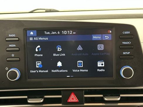 Used 2021 Hyundai Elantra SEL image 12