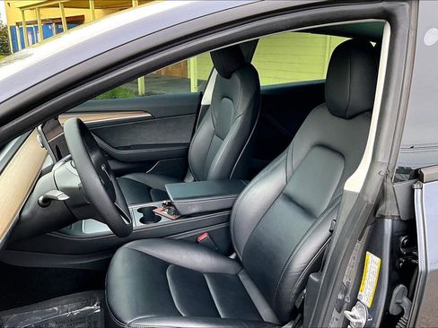 Used 2023 Tesla Model 3 Performance image 9