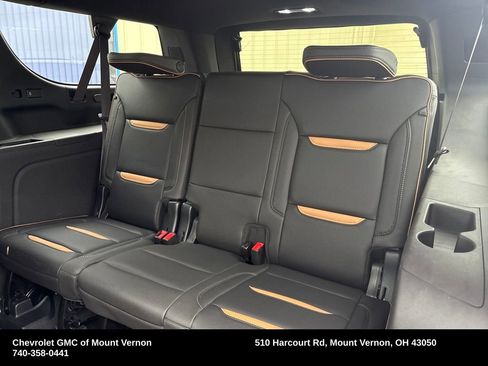 Used 2023 GMC Yukon XL AT4 w/ Technology Package image 23