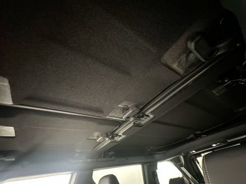 Used 2026 Ford Bronco Badlands AWD/4WD image 17