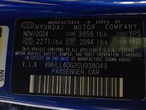 Used 2025 Hyundai Elantra SE FWD image 33