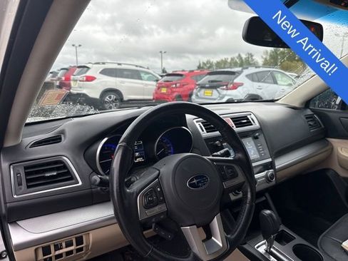 Used 2016 Subaru Outback 2.5i Premium w/ Popular Package #2 image 9