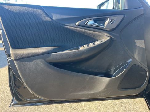 Used 2024 Chevrolet Malibu LT image 9