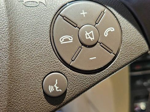 Used 2010 Mercedes-Benz E 550 Coupe image 69