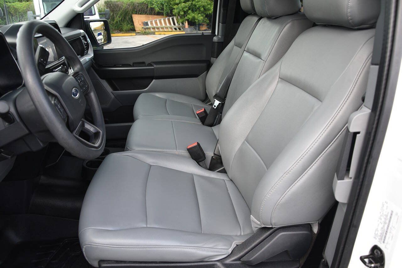 Used 2023 Ford F150 XL RWD image 9