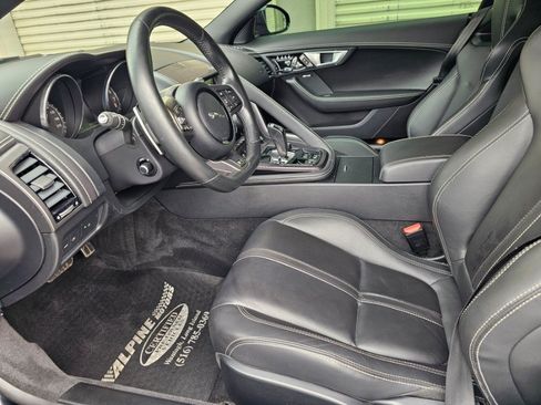 Used 2016 Jaguar F-TYPE R AWD/4WD image 7