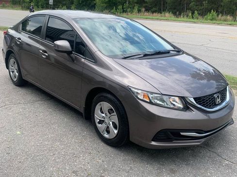 Used 2013 Honda Civic LX image 3