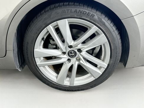Used 2023 Lexus IS 300 w/ Comfort Package RWD image 11