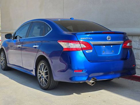 Used 2015 Nissan Sentra SR FWD image 5