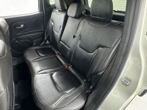 Used 2020 Jeep Renegade Limited AWD/4WD image 12