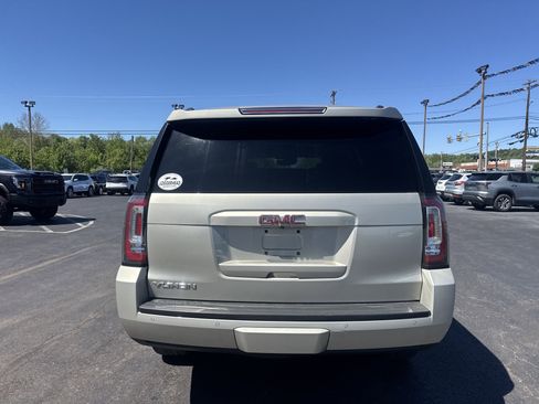 Used 2015 GMC Yukon SLT w/ Open Road Package AWD/4WD image 4
