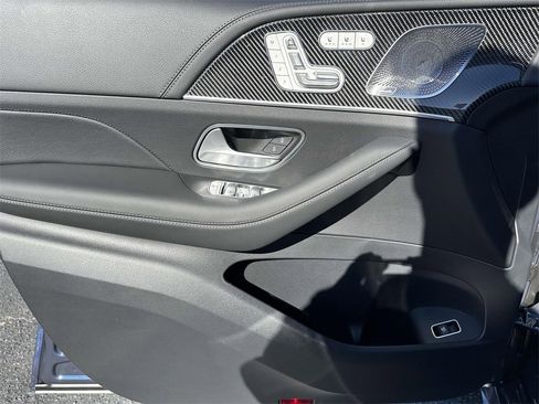 New 2025 Mercedes-Benz GLE 53 AMG 4MATIC image 11