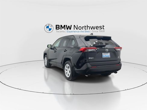 Used 2025 Toyota RAV4 LE AWD/4WD image 13
