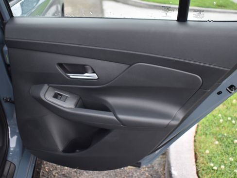 New 2026 Nissan Sentra SR w/ Floor Mat Package FWD image 48