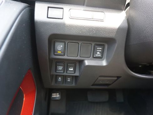 Used 2023 Nissan Frontier PRO-4X w/ Pro-4X Premium Package AWD/4WD image 5