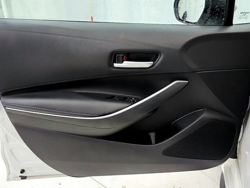 Used 2020 Toyota Corolla SE FWD image 22