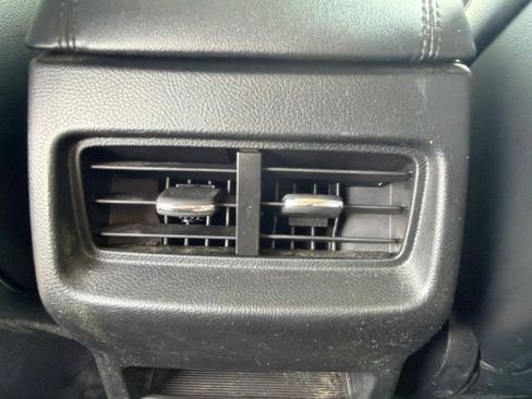 Used 2022 Ford Edge SEL w/ Convenience Package AWD/4WD image 19