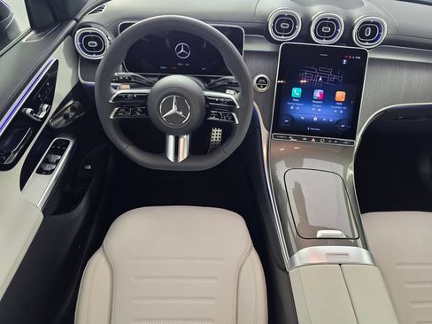 New 2026 Mercedes-Benz GLC 300 image 10