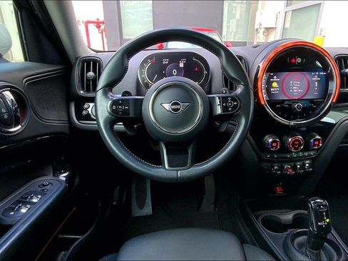 Used 2023 MINI Cooper Countryman S FWD image 5