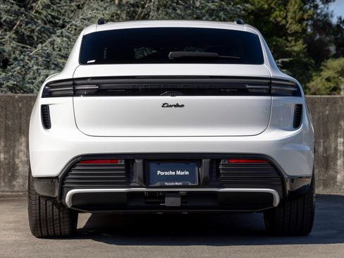 New 2025 Porsche Macan Turbo Electric AWD/4WD image 10