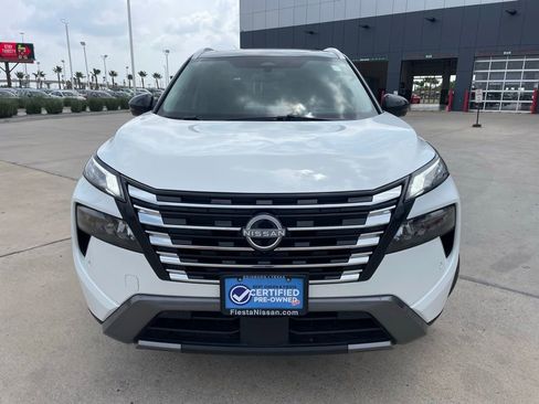 Certified 2025 Nissan Rogue SL w/ SL Premium Package FWD image 2