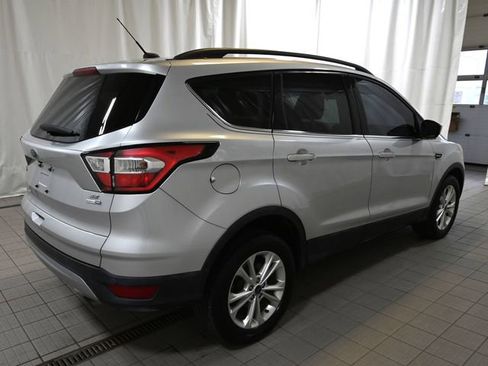 Used 2017 Ford Escape SE w/ Equipment Group 201A AWD/4WD image 13
