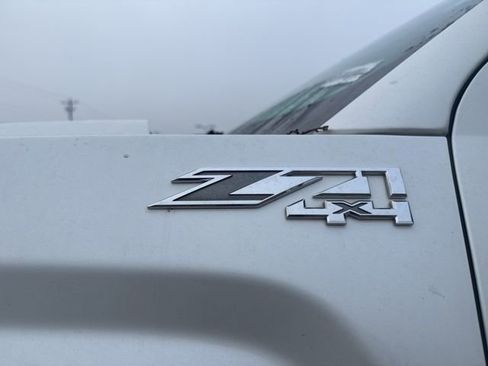 Used 2017 GMC Sierra 1500 SLT w/ Texas SLT Premium Package image 12