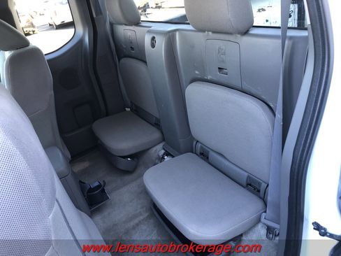 Used 2016 Nissan Frontier S image 15