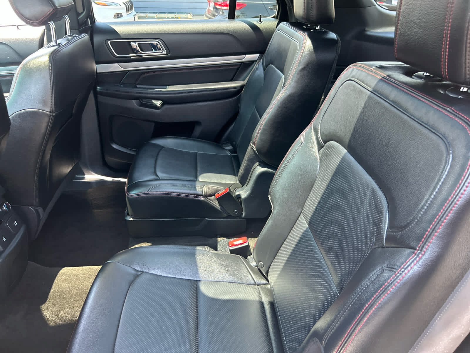 Used 2016 Ford Explorer Sport w/ Equipment Group 401A AWD/4WD image 23