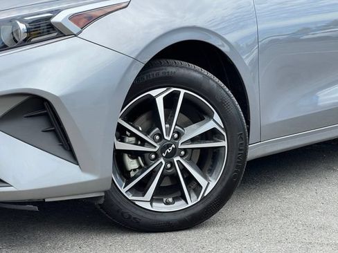 Certified 2024 Kia Forte LXS FWD image 2