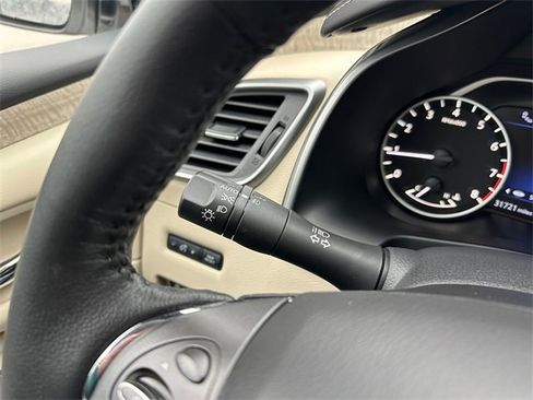 Used 2022 Nissan Murano SL image 24