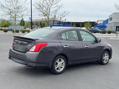 Used 2015 Nissan Versa SV FWD image 7