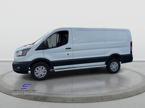 Used 2023 Ford Transit 250 Low Roof w/ Exterior Upgrade Package image 4