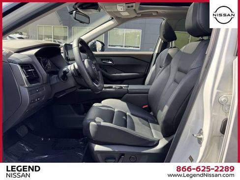 Certified 2023 Nissan Rogue SL w/ SL Premium Package AWD/4WD image 16