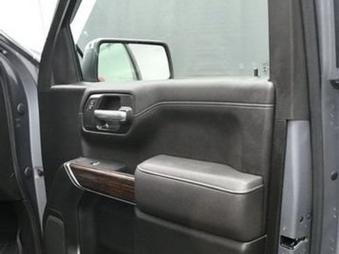 Used 2021 GMC Sierra 1500 SLE w/ X31 Off-Road Package AWD/4WD image 15
