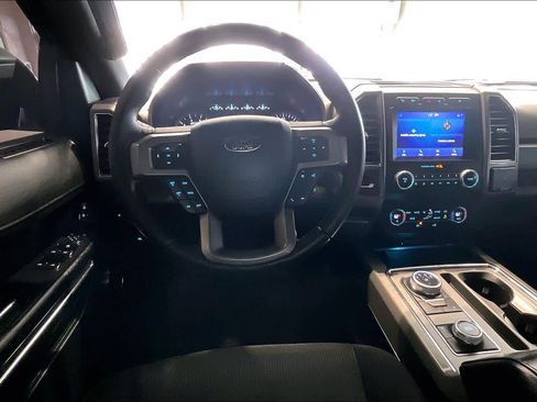 Used 2021 Ford Expedition XLT image 6