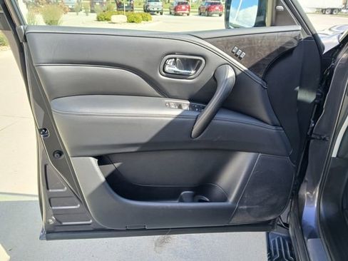 Used 2022 INFINITI QX80 Luxe w/ All-Season Package image 11