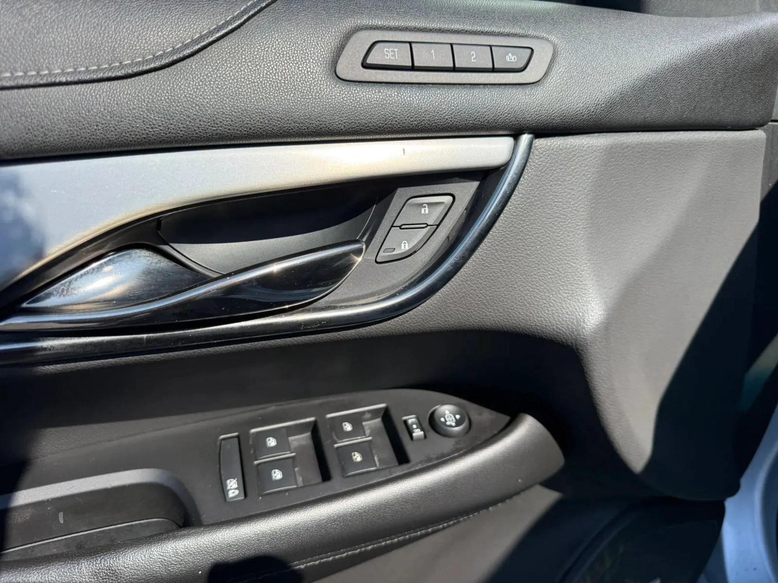 Used 2018 Cadillac ATS Luxury AWD/4WD image 12