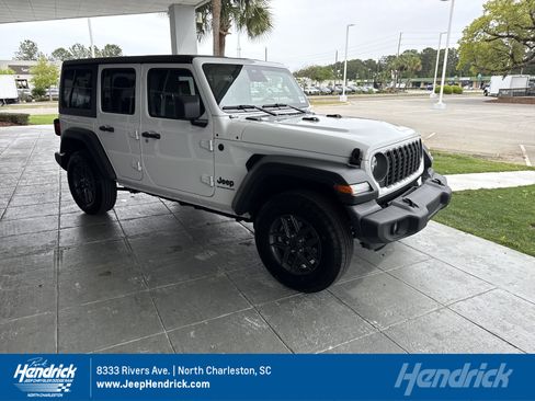 Used 2025 Jeep Wrangler Sport S image 1