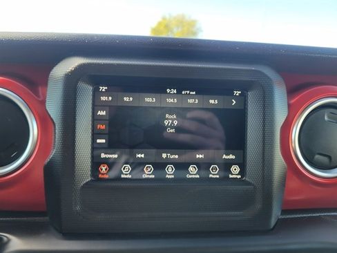 Used 2021 Jeep Wrangler Unlimited Rubicon w/ Dual Top Group image 15