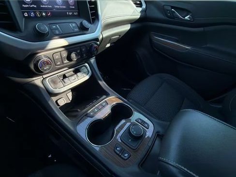 Used 2023 GMC Acadia SLE w/ Driver Convenience Package FWD image 14