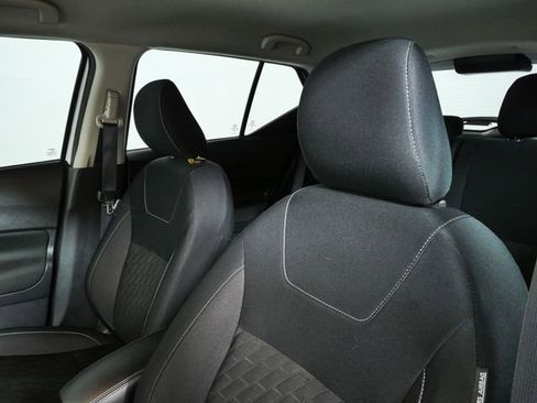 Used 2024 Nissan Kicks SV FWD image 18