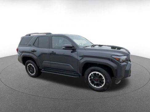 Used 2025 Toyota 4Runner TRD Off-Road image 2