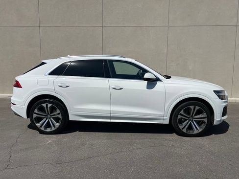 Used 2019 Audi Q8 Prestige AWD/4WD image 5