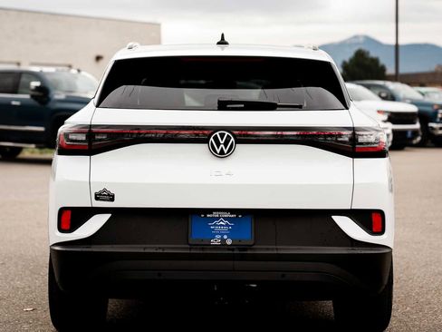 New 2026 Volkswagen ID.4 Pro image 4
