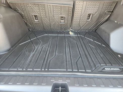 Used 2024 Chevrolet Equinox LT w/ LPO, Floor Liner Package FWD image 32