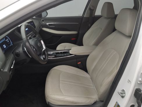 Used 2022 Hyundai Sonata Limited w/ Cargo Package FWD image 17