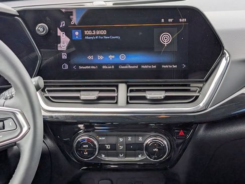New 2026 Chevrolet Trax ACTIV w/ Driver Confidence Package FWD image 16