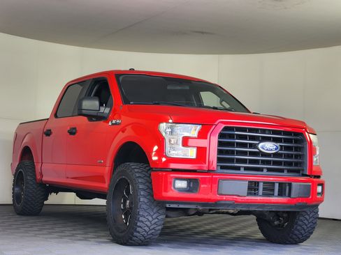 Used 2017 Ford F150 XL w/ Equipment Group 101A Mid image 1