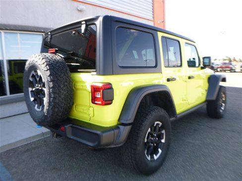 Used 2024 Jeep Wrangler Unlimited Rubicon 4xe AWD/4WD image 3